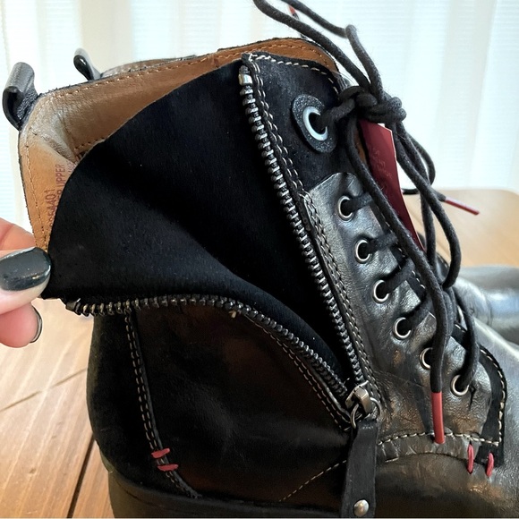 NWT Comfortiva Sarango Black Leather Lace-up Zipper Ankle Boots 8W - Picture 7 of 12